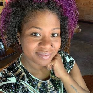 Meet your Posher, Vanessa